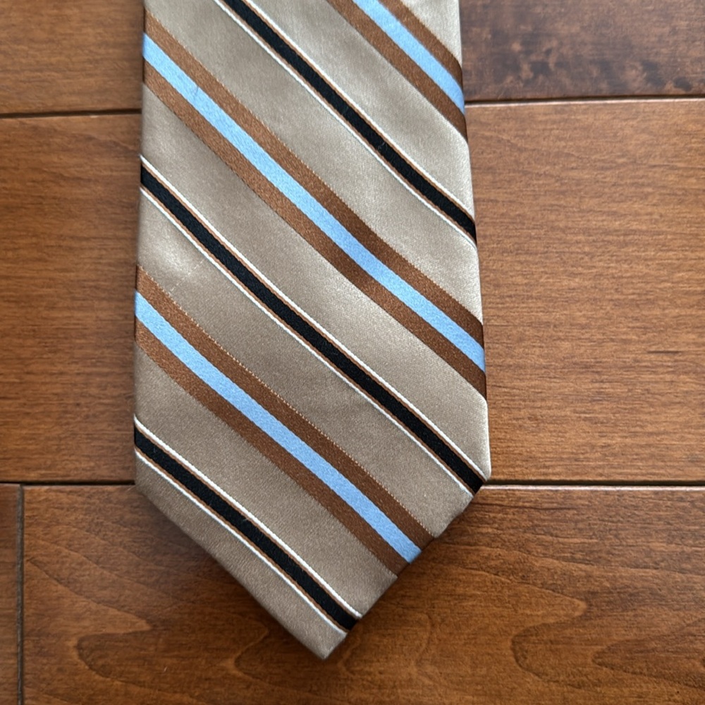 Forsyth tie - Picture 2 of 4